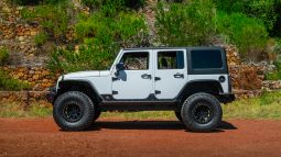 
										2019 Jeep Wrangler Unlimited 3.6L Rubicon full									