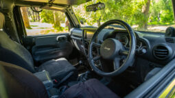 
										2010 Jeep Wrangler 3.8L Rubicon full									