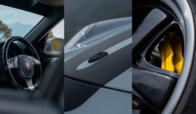 
								2011 Porsche 911 Carrera S full									