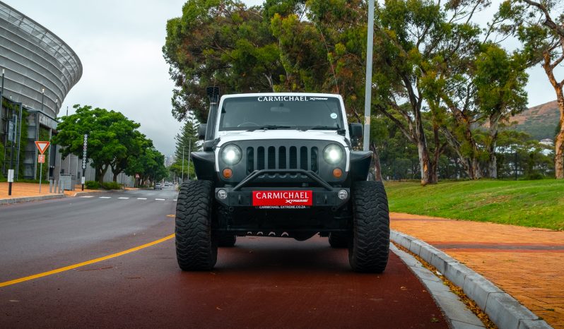 
								2012 Jeep Wrangler Unlimited 3.6L Rubicon full									