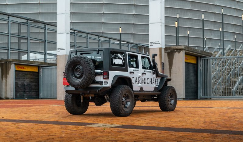 
								2012 Jeep Wrangler Unlimited 3.6L Rubicon full									