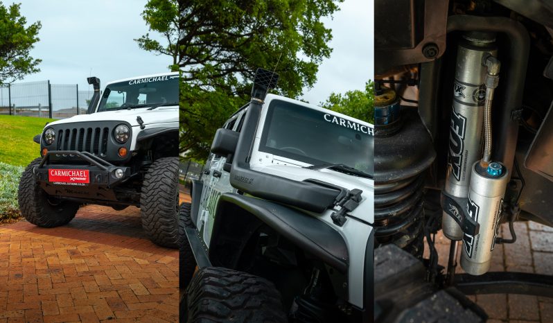 
								2012 Jeep Wrangler Unlimited 3.6L Rubicon full									