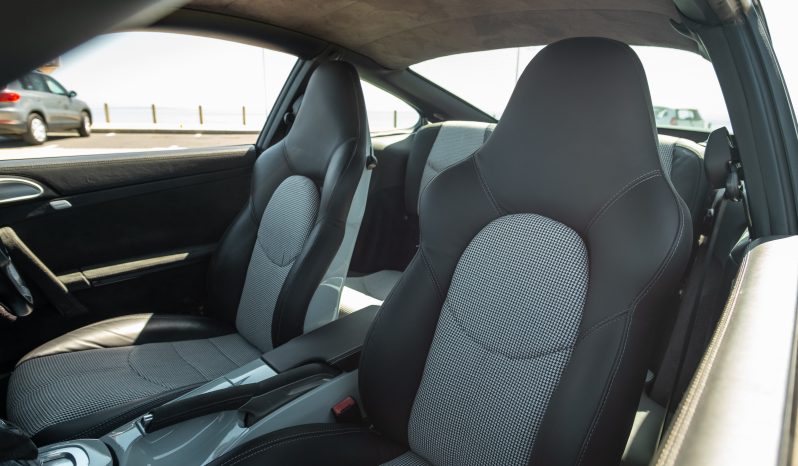 
								2011 Porsche 911 Carrera S full									