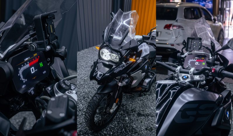 
								2022 BMW 1200GS 1250GS Triple Black full									