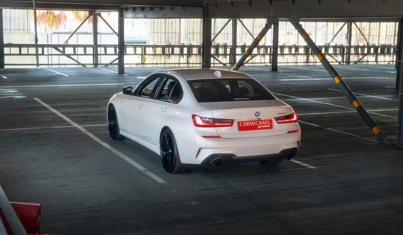 
								2019 BMW 3 Series 320d M Sport Launch Edition full									