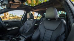 
										2019 BMW 3 Series 320d M Sport Launch Edition full									