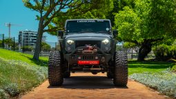 
										2014 Jeep Wrangler RUBICON 5.7L V8 FULL HEMI CONVERSION full									