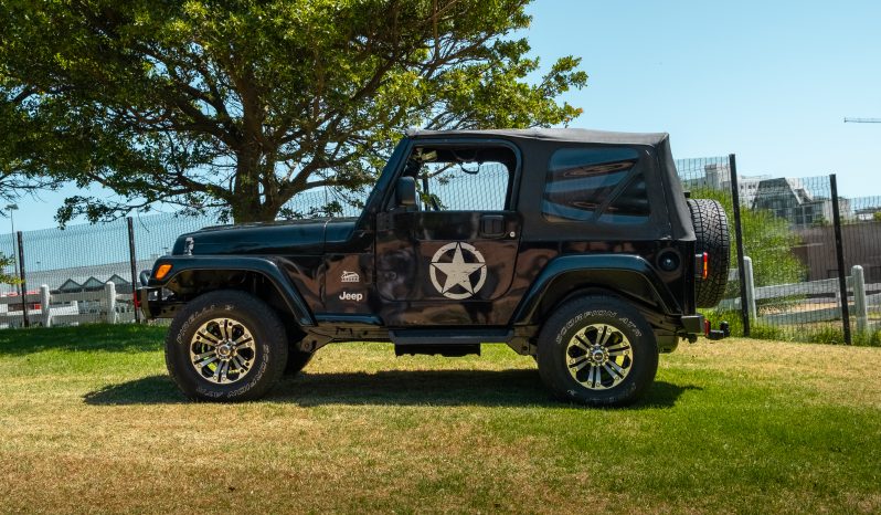 
								2006 Jeep Wrangler Sahara 4.0 full									