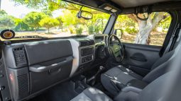 
										2006 Jeep Wrangler Sahara 4.0 full									