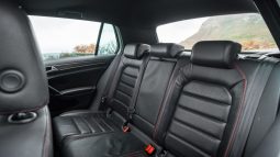 
										2018 Volkswagen Golf GTI full									
