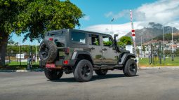 
										2015 Jeep Wrangler Unlimited 3.6L Rubicon full									
