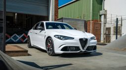
										2019 Alfa Romeo Giulia Quadrifoglio full									