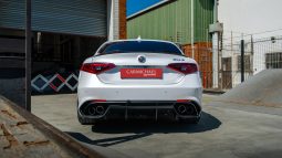 
										2019 Alfa Romeo Giulia Quadrifoglio full									