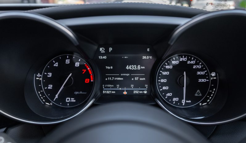 
								2019 Alfa Romeo Giulia Quadrifoglio full									