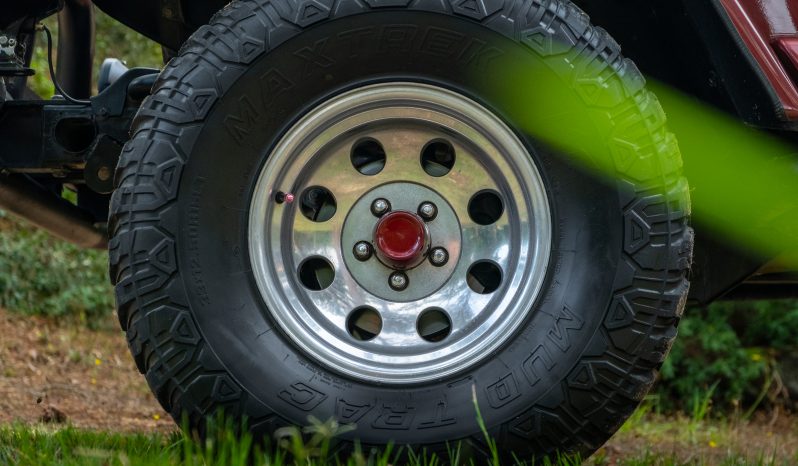 
								2001 Jeep Wrangler 4.0L Sahara full									