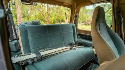 
										2001 Jeep Wrangler 4.0L Sahara full									