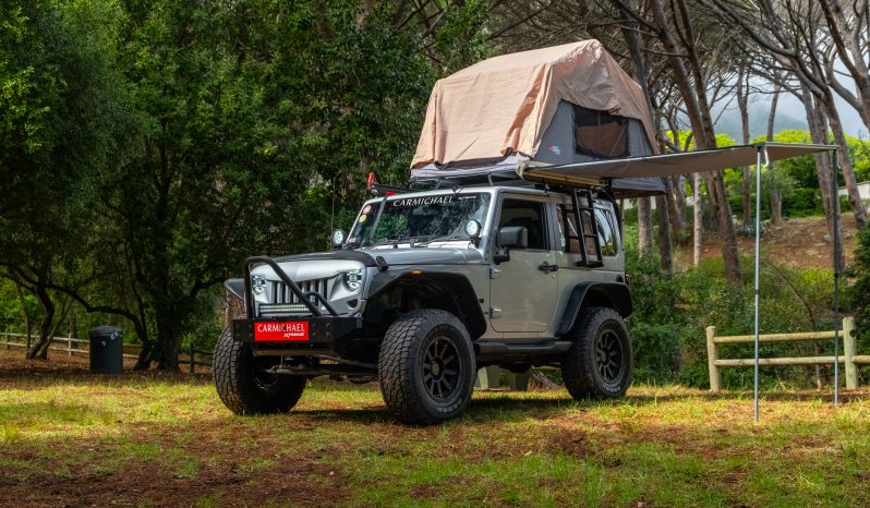 
								2012 Jeep Wrangler 3.6L Sahara full									