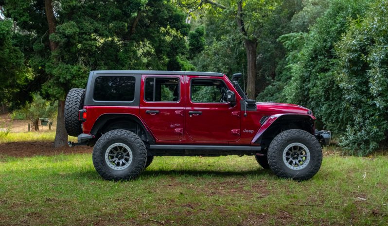 
								2021 Jeep Wrangler Unlimited 3.6 Rubicon full									