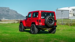
										2013 Jeep Wrangler 3.6L Sahara full									