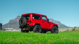 
										2013 Jeep Wrangler 3.6L Sahara full									