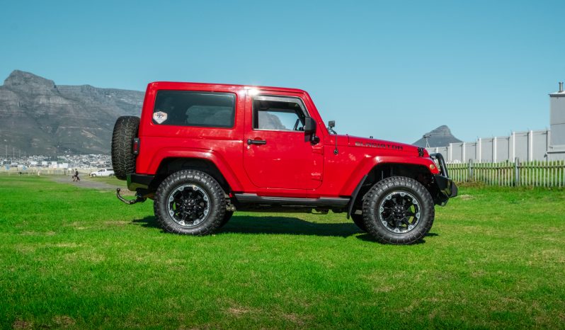 
								2013 Jeep Wrangler 3.6L Sahara full									