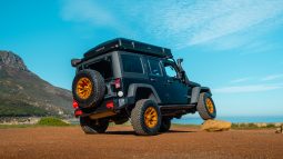 
										2015 Jeep Wrangler Unlimited 3.6L Rubicon full									