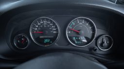 
										2015 Jeep Wrangler Unlimited 3.6L Rubicon full									